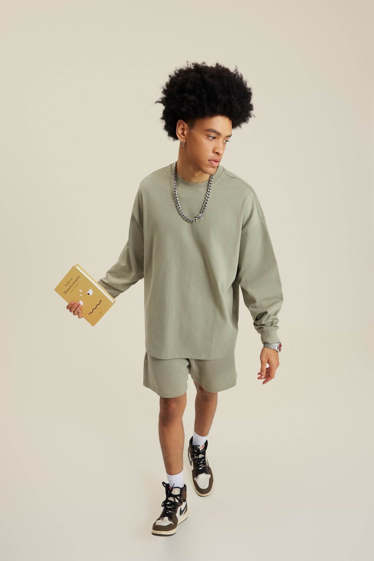Unisex American Heavyweight Long Sleeve T-Shirt - 100% Cotton Relaxed Fit Couple's Tee, Minimalist Streetwear Essential