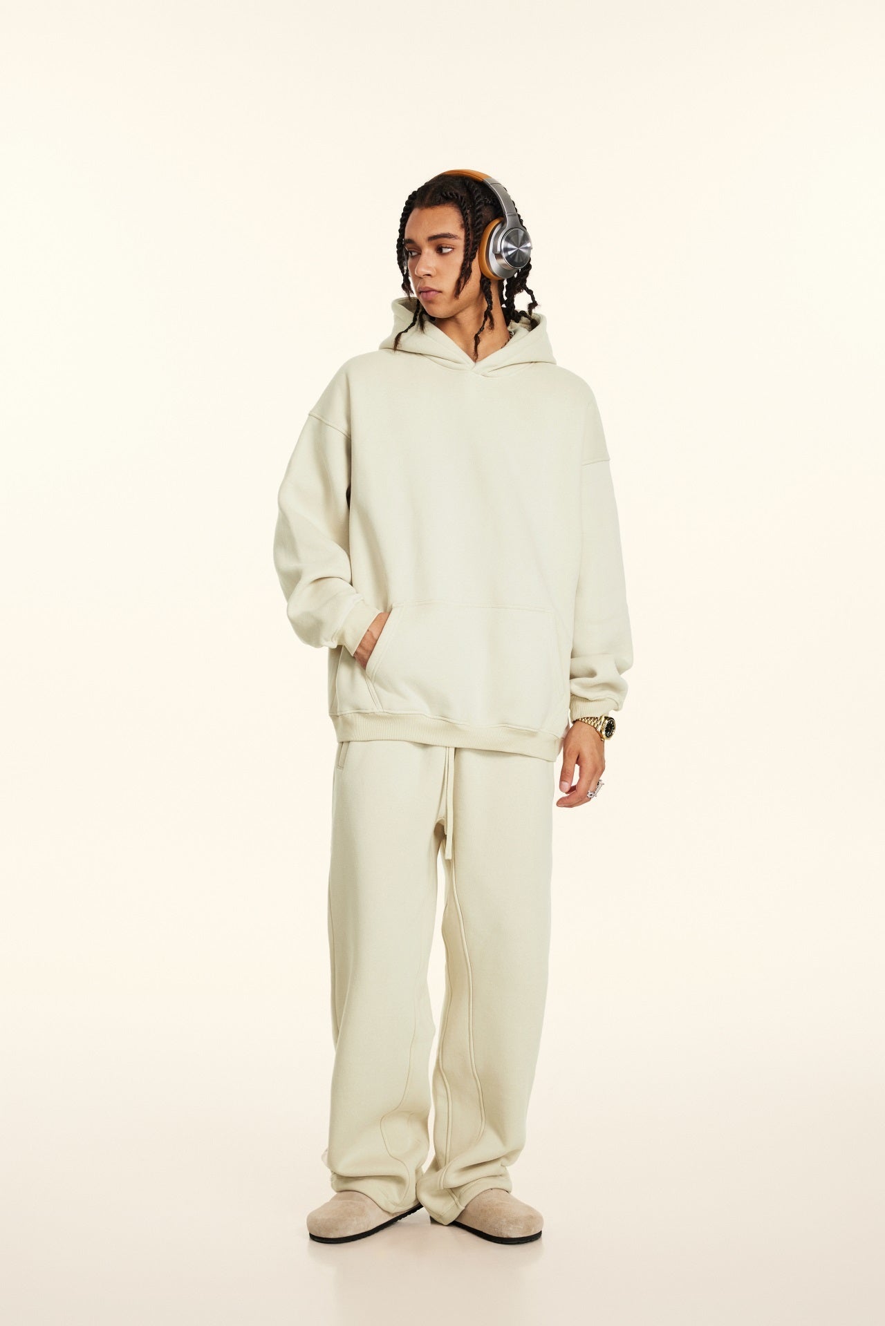 Custom 345GSM Fleece Joggers - Heavyweight Blank Streetwear Pants, Oversize Fit Brushed Insided Unisex Sweatpants with Pocket