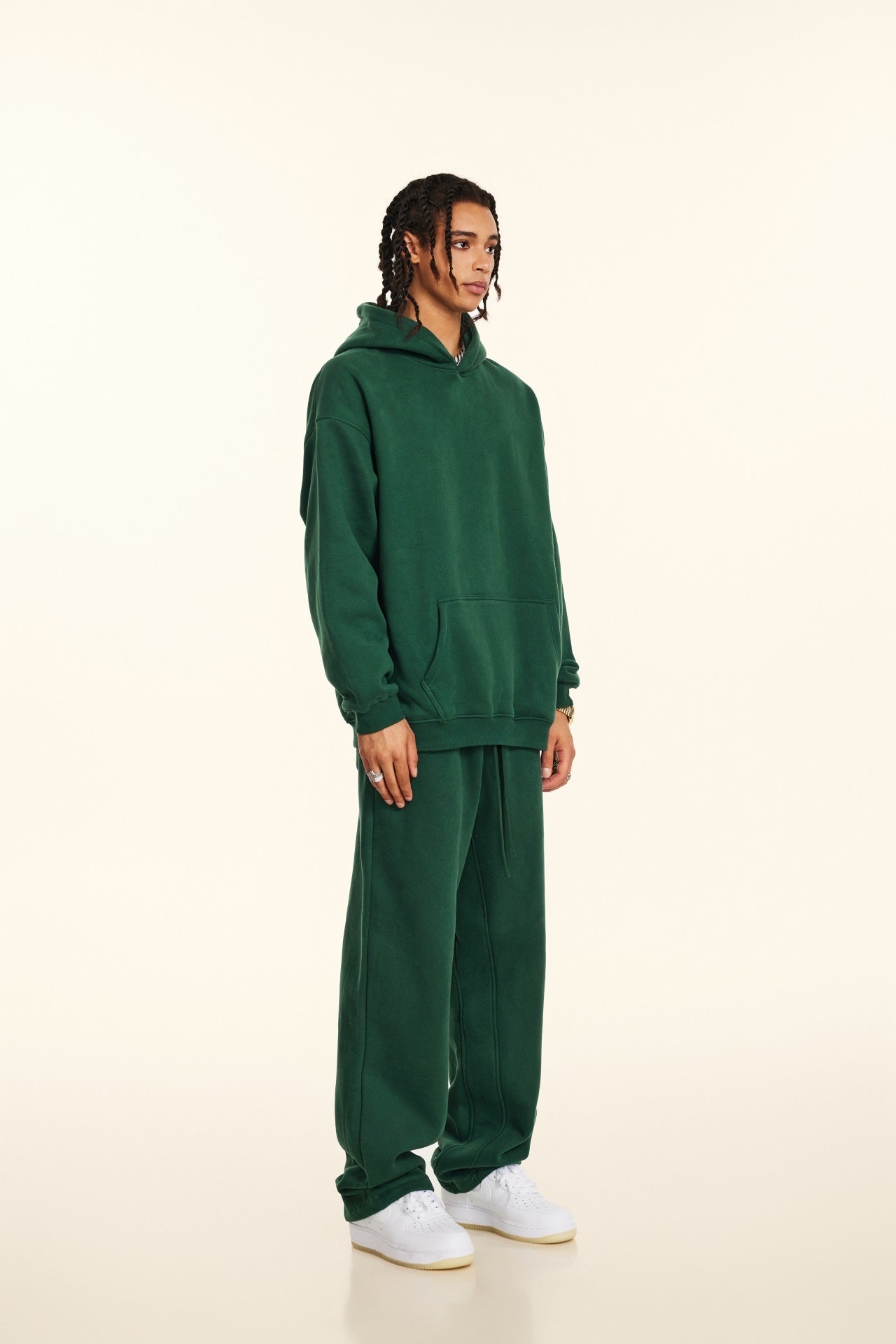 Custom 345GSM Fleece Joggers - Heavyweight Blank Streetwear Pants, Oversize Fit Brushed Insided Unisex Sweatpants with Pocket
