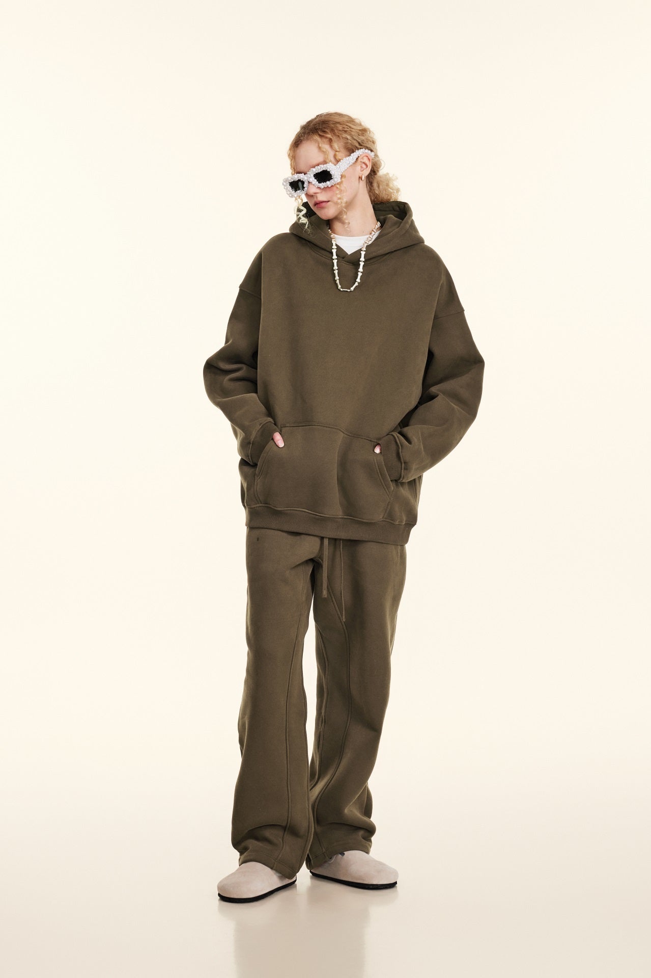 Custom 345GSM Fleece Joggers - Heavyweight Blank Streetwear Pants, Oversize Fit Brushed Insided Unisex Sweatpants with Pocket